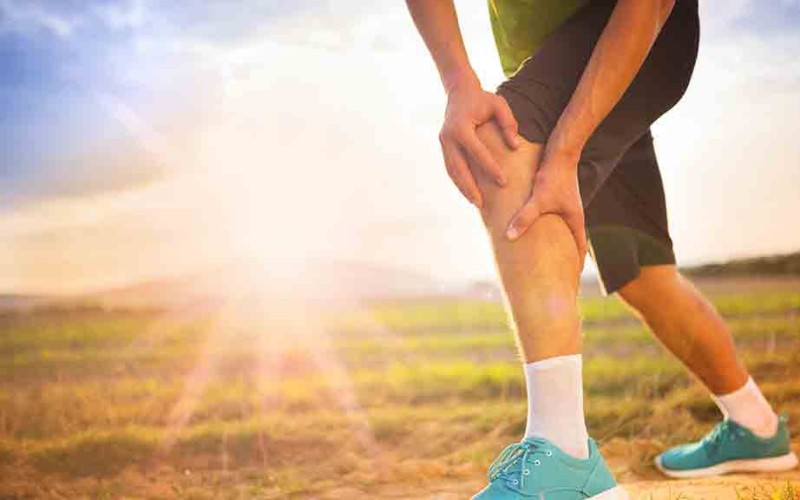 Hai dấu hiệu nguy hiểm của bệnh tim xuất hiện khi đi bộ