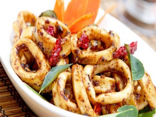 Bí quyết xào mực cay Hàn Quốc tê đầu lưỡi, lạ miệng