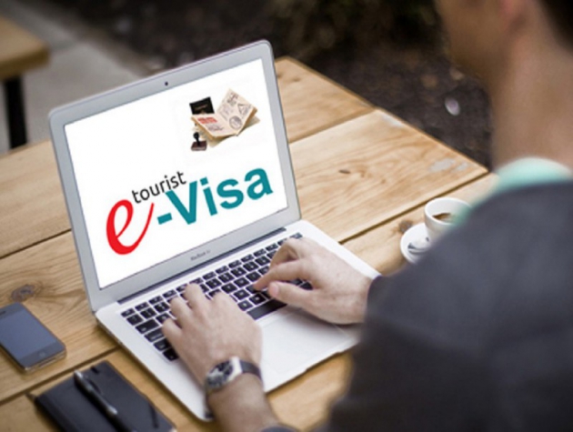 Kéo dài thí điểm cấp thị thực điện tử cho người nước ngoài