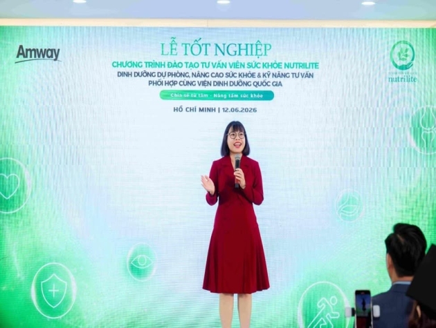 Gần 300 tư vấn viên sức khỏe Nutrilite được đào tạo bởi Viện Dinh dưỡng Quốc gia